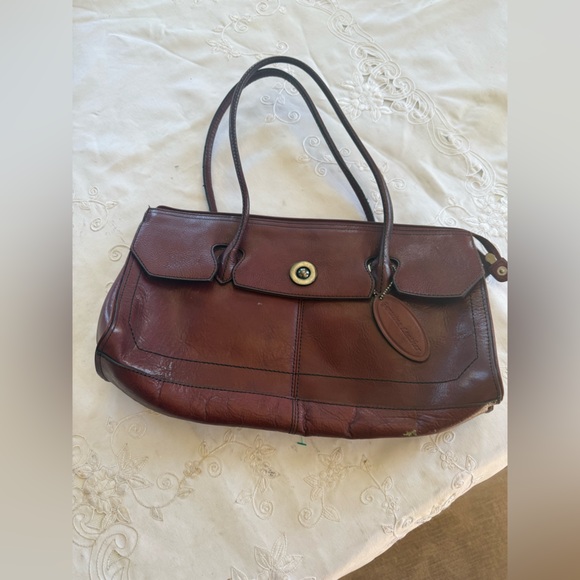 PELLE STUDIO ladies, genuine, leather tote, burgundy color, very good condition - Picture 14 of 16